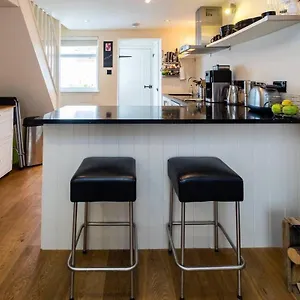 Super Central Cosy & Cute North Laine Brighton